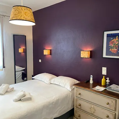 Chez Marie Linguizzetta