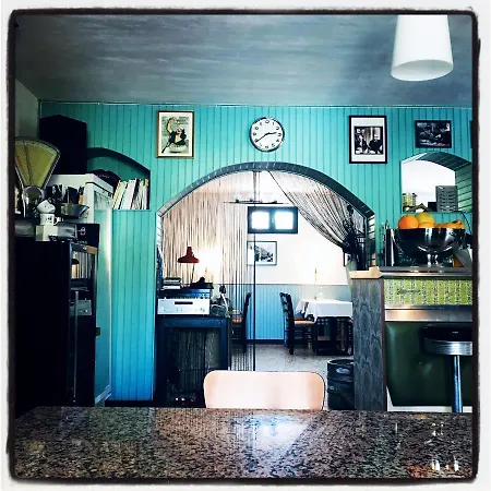 Chez Marie Hotel *